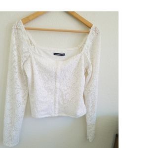 Abercrombie & Fitch IVORY LACE ACCENT BUTTON FRONT LONG SLEEVE CROP TOP SIZE L